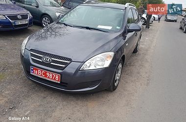 Універсал Kia Ceed 2008 в Луцьку