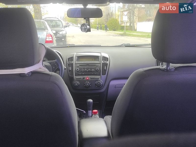 Хэтчбек Kia Ceed 2008 в Харькове