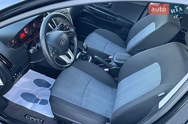 Универсал Kia Ceed 2012 в Городке