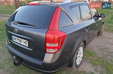 Универсал Kia Ceed 2012 в Ладыжине
