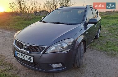 Универсал Kia Ceed 2012 в Ладыжине