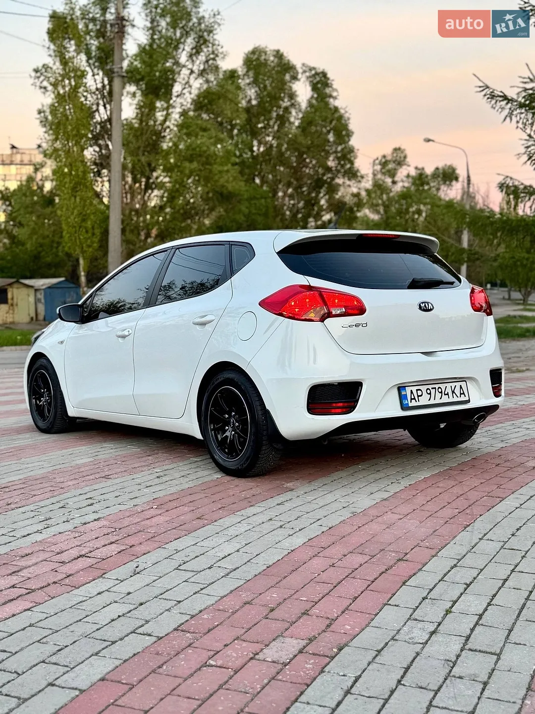 2018 Kia Cee'd - мініатюра 16