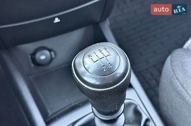 Хэтчбек Kia Ceed 2009 в Киеве