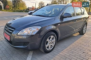 Універсал Kia Ceed 2008 в Луцьку