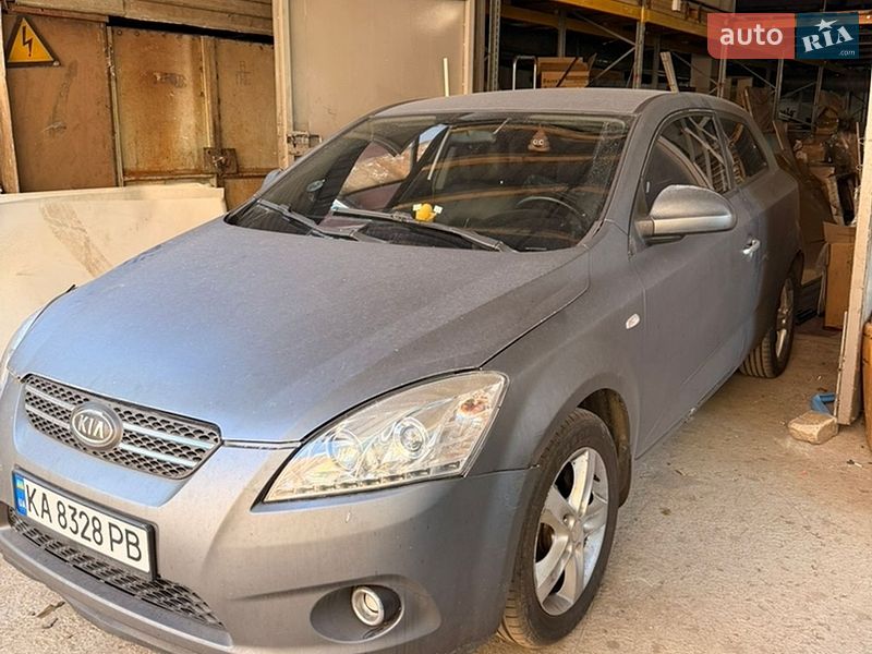 Хетчбек Kia Ceed 2008 в Києві