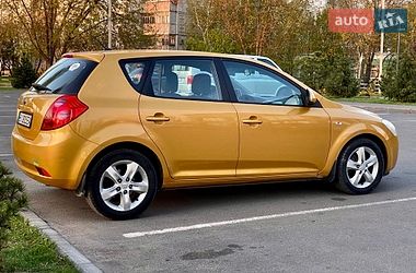 Хетчбек Kia Ceed 2008 в Кременчуці