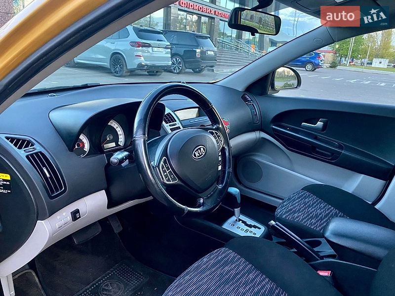 Хетчбек Kia Ceed 2008 в Кременчуці