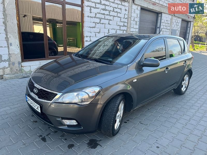 Хетчбек Kia Ceed 2011 в Ладижині
