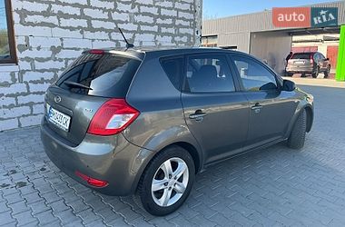Хетчбек Kia Ceed 2011 в Ладижині