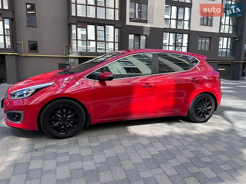 Хетчбек Kia Ceed 2017 в Івано-Франківську