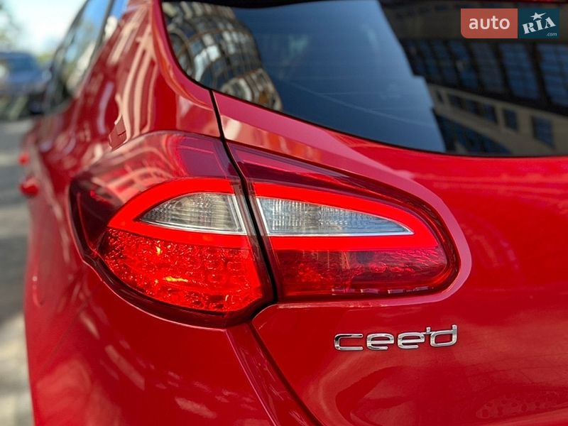 Хетчбек Kia Ceed 2017 в Івано-Франківську