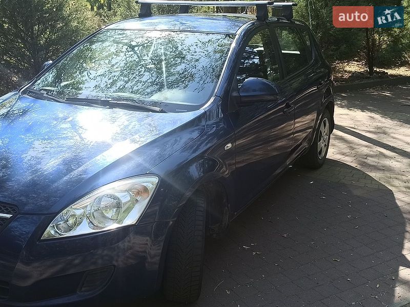 Хетчбек Kia Ceed 2008 в Запоріжжі