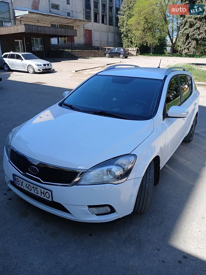 2010 Kia Cee'd - мініатюра 12