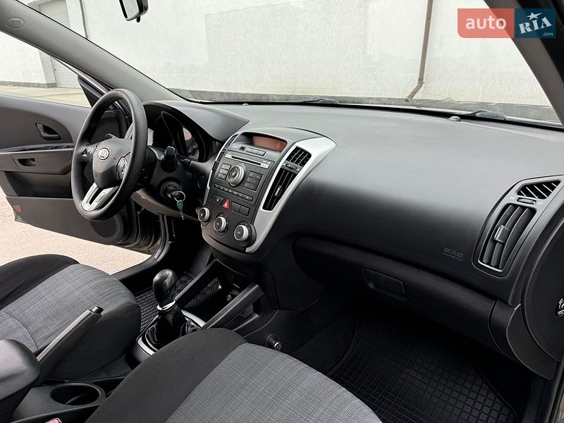 Универсал Kia Ceed 2011 в Виннице