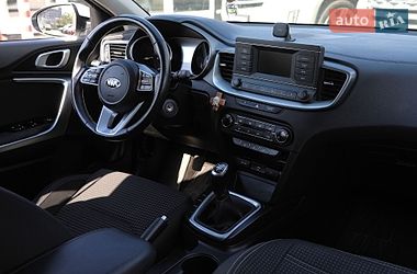 Хэтчбек Kia Ceed 2019 в Харькове