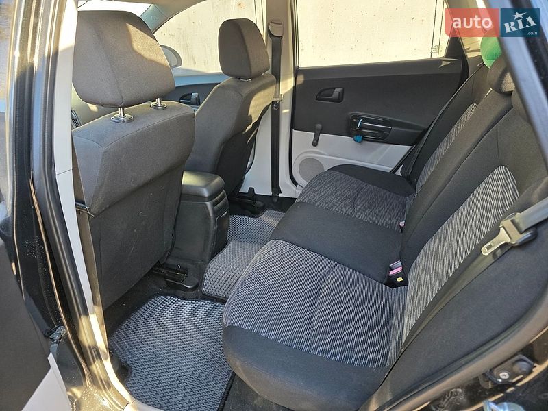 Хэтчбек Kia Ceed 2008 в Львове
