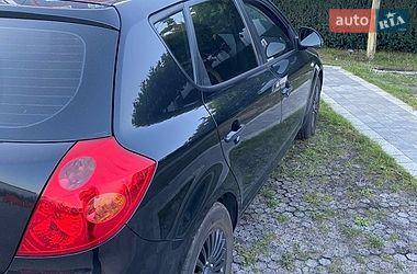 Хэтчбек Kia Ceed 2008 в Львове