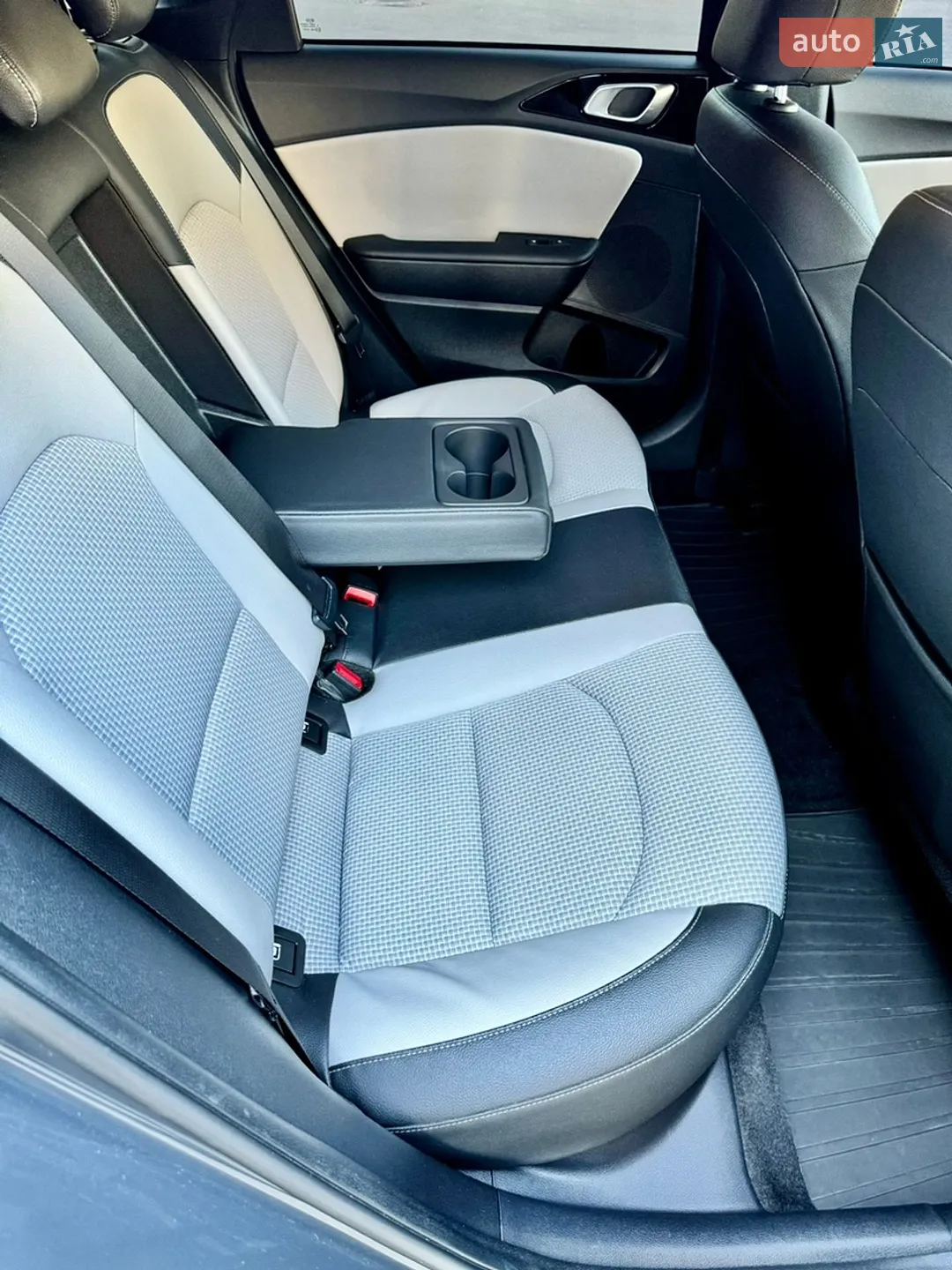 2021 Kia Cee'd - мініатюра 11