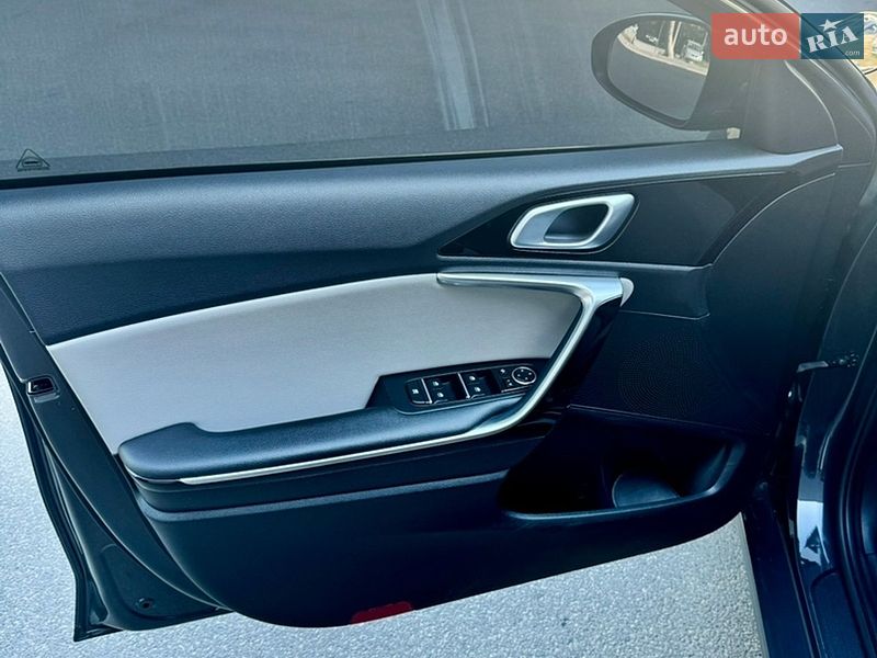 Универсал Kia Ceed 2021 в Вишневом