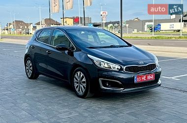 Хэтчбек Kia Ceed 2015 в Луцке