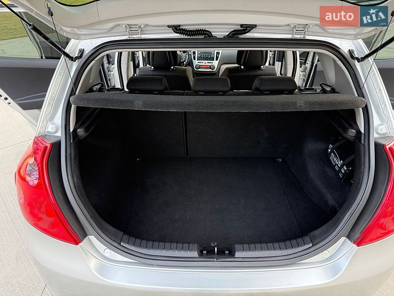 Хэтчбек Kia Ceed 2007 в Луцке
