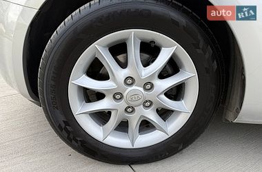 Хэтчбек Kia Ceed 2007 в Луцке