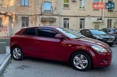 Хэтчбек Kia Ceed 2008 в Одессе