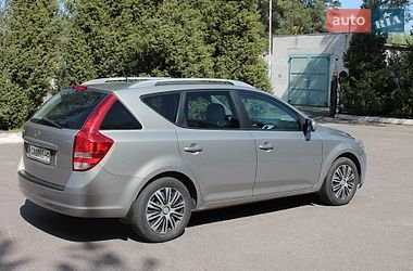 Універсал Kia Ceed 2010 в Черкасах