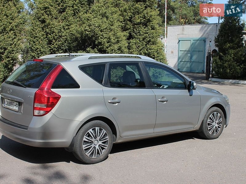 Універсал Kia Ceed 2010 в Черкасах