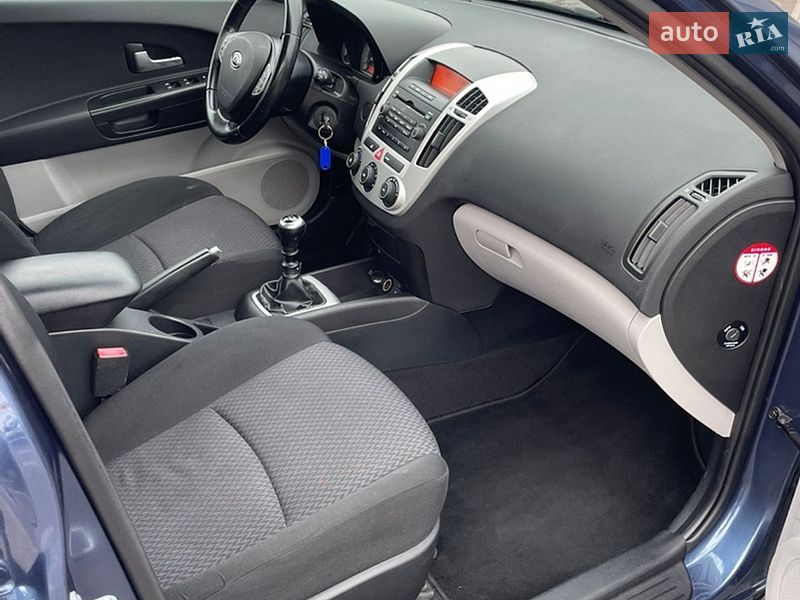 Універсал Kia Ceed 2008 в Вінниці