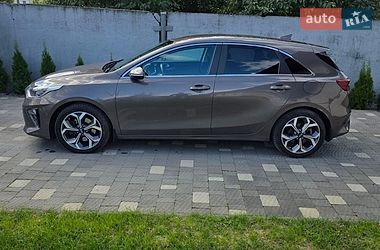 Хэтчбек Kia Ceed 2019 в Сарнах