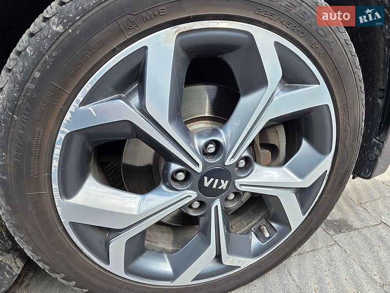 Хэтчбек Kia Ceed 2019 в Сарнах