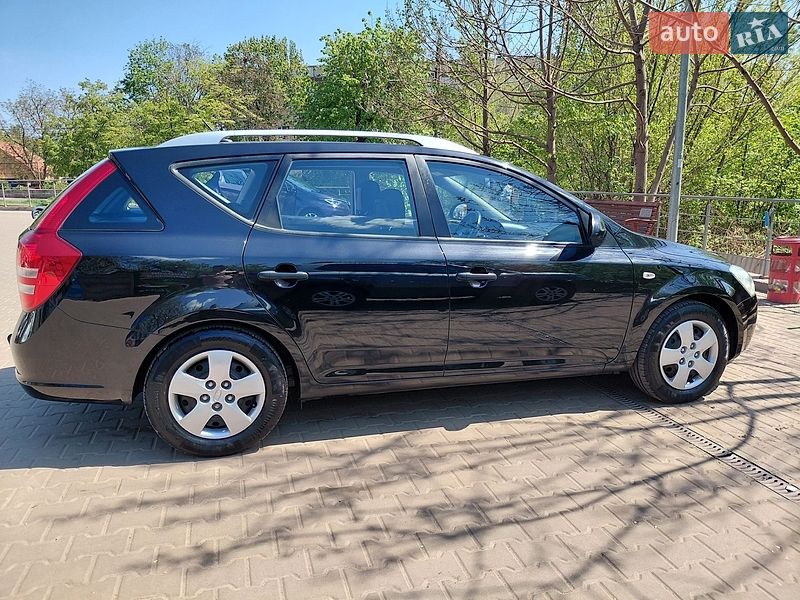 Универсал Kia Ceed 2009 в Кривом Роге