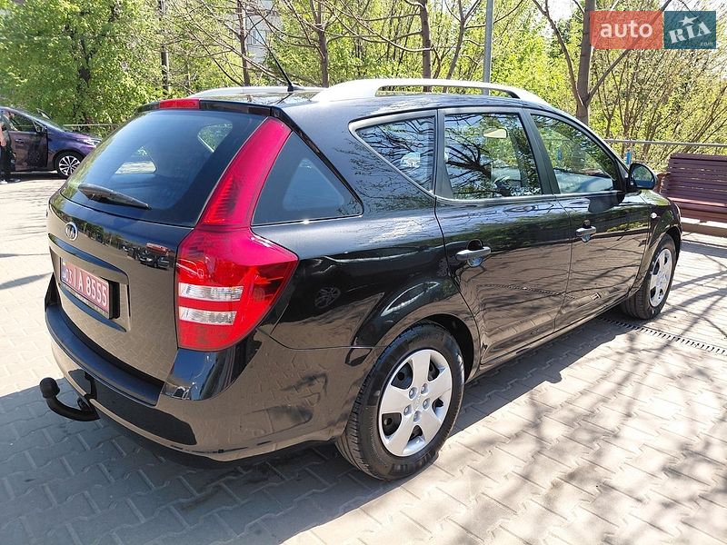 Универсал Kia Ceed 2009 в Кривом Роге