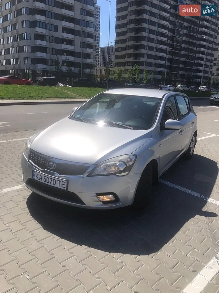 2010 Kia Cee'd - мініатюра 8