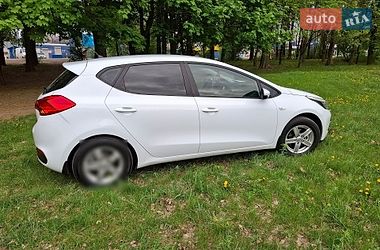Хэтчбек Kia Ceed 2013 в Виннице
