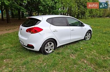 Хэтчбек Kia Ceed 2013 в Виннице