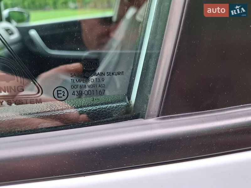 Хэтчбек Kia Ceed 2013 в Виннице