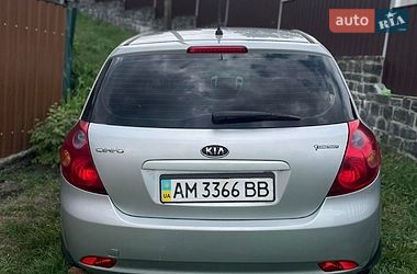 Хетчбек Kia Ceed 2008 в Новогуйвинське