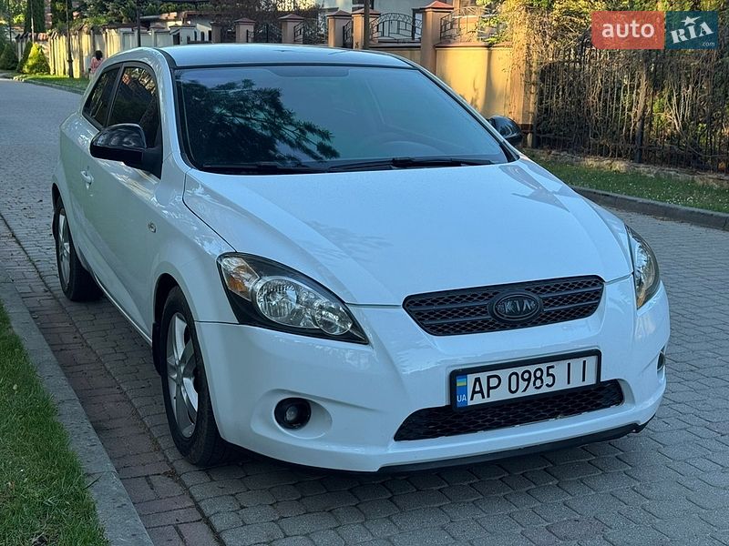 Хетчбек Kia Ceed 2009 в Львові