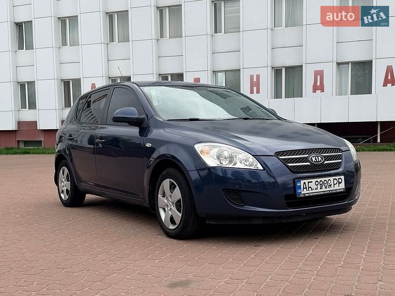 Хетчбек Kia Ceed 2007 в Дніпрі