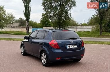 Хетчбек Kia Ceed 2007 в Дніпрі