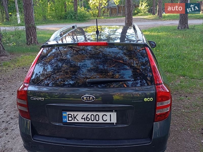 Універсал Kia Ceed 2012 в Житомирі