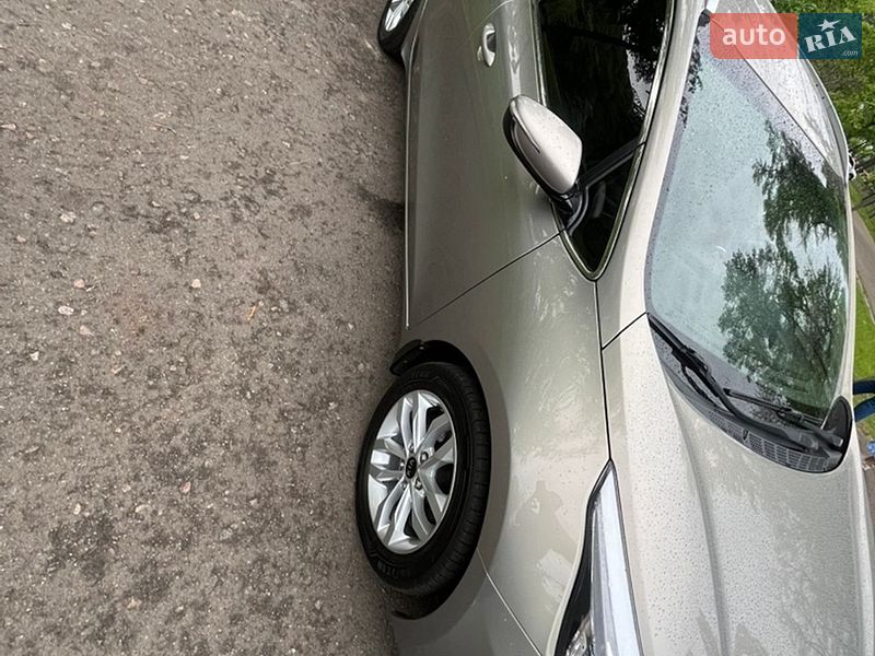 Универсал Kia Ceed 2017 в Киеве