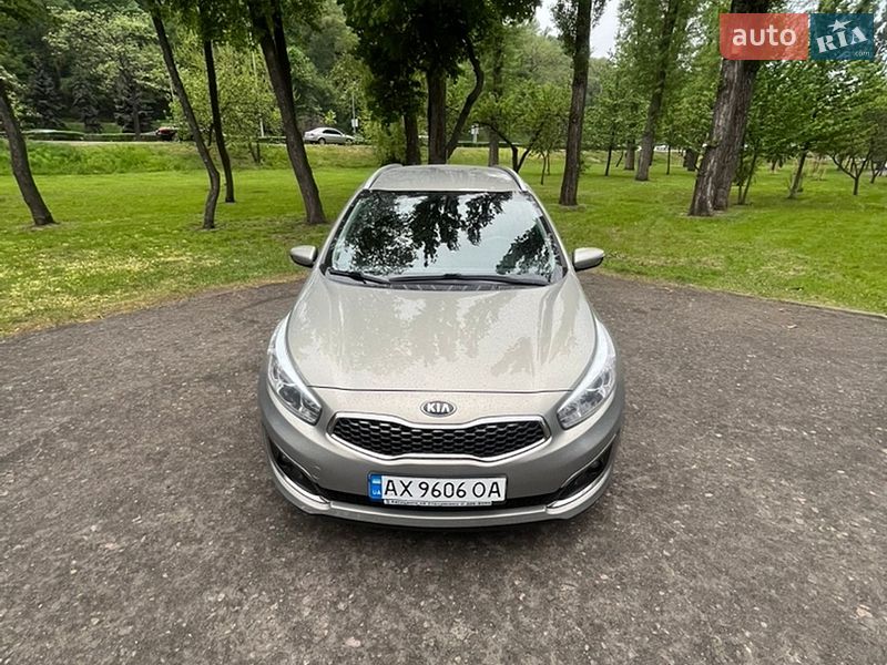 Универсал Kia Ceed 2017 в Киеве