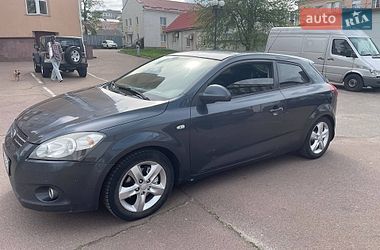 Хетчбек Kia Ceed 2008 в Києві