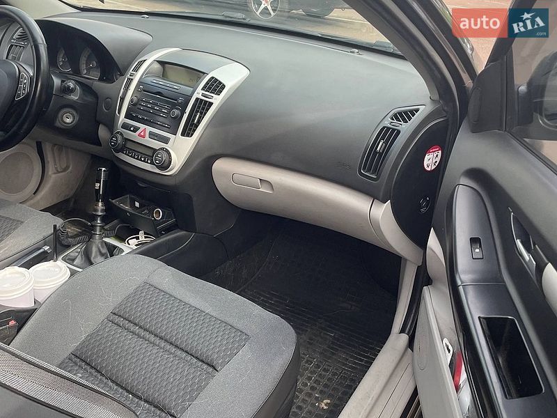 Хетчбек Kia Ceed 2008 в Києві