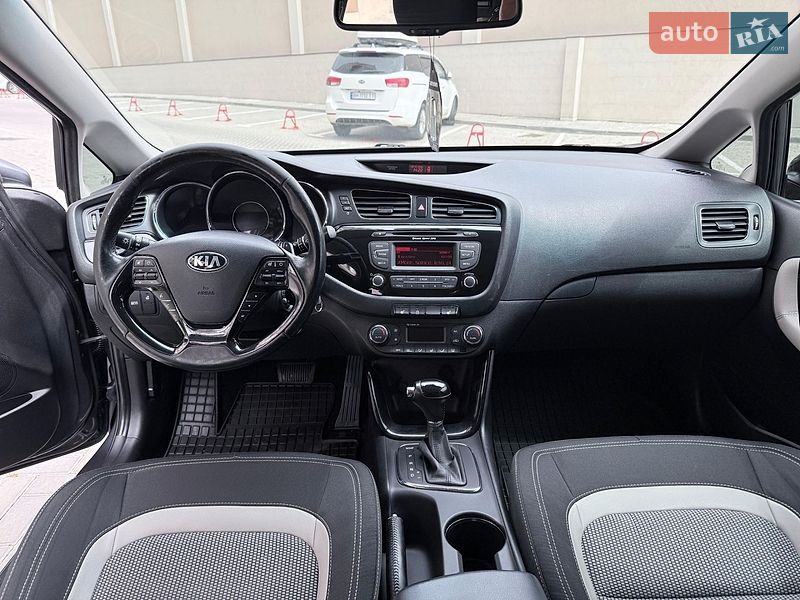 Хетчбек Kia Ceed 2014 в Одесі