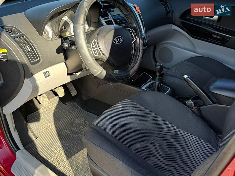 Хетчбек Kia Ceed 2008 в Вінниці