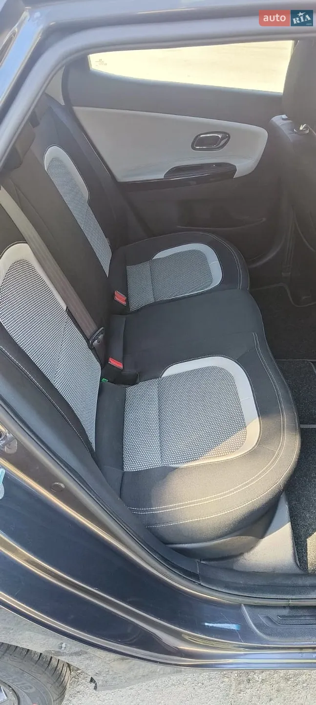 2013 Kia Cee'd - мініатюра 17
